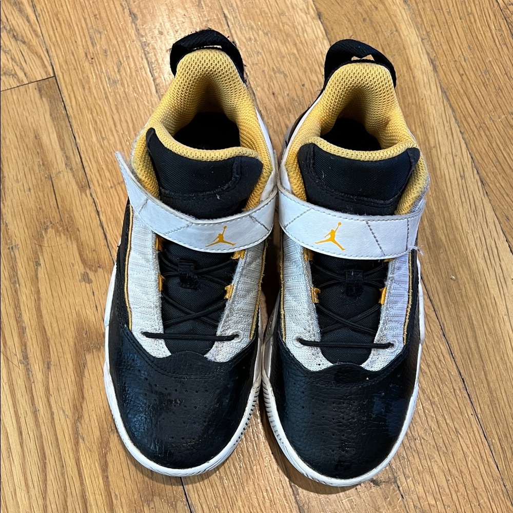 Jordan Kids Black and Gold Athletic Shoes